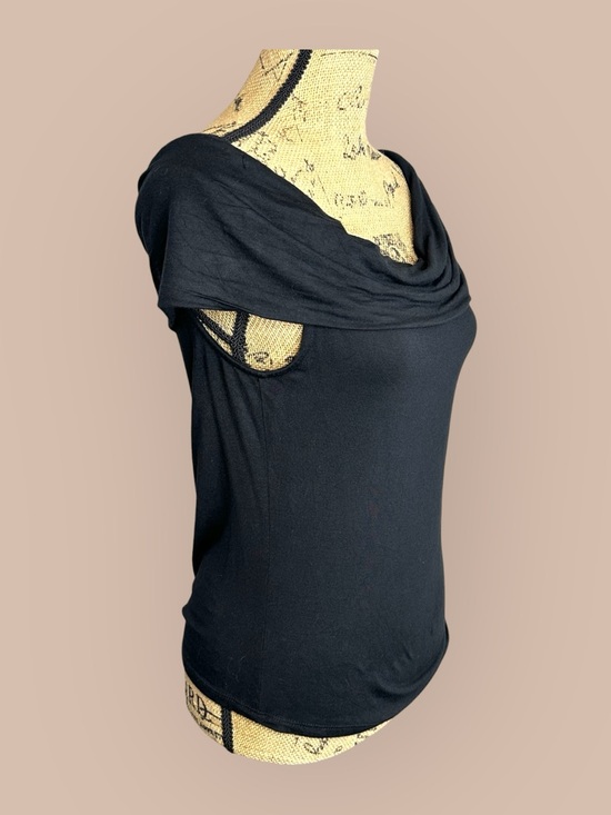 🌻 Reitmans Off the Shoulder Top #577 - Picture 3 of 10